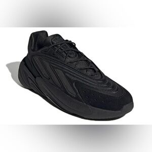 Black Adidas US 7 1/2 Male / Women 9